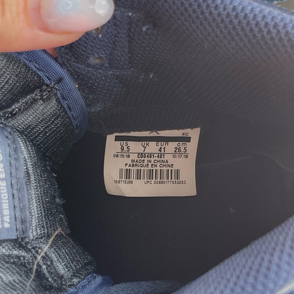 Jordan 1 Retro High UNC Patent Women’s - Picture 7 of 8